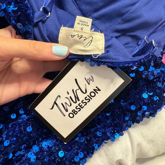 Mini blue Sparkly sequin dress - Picture 3 of 3